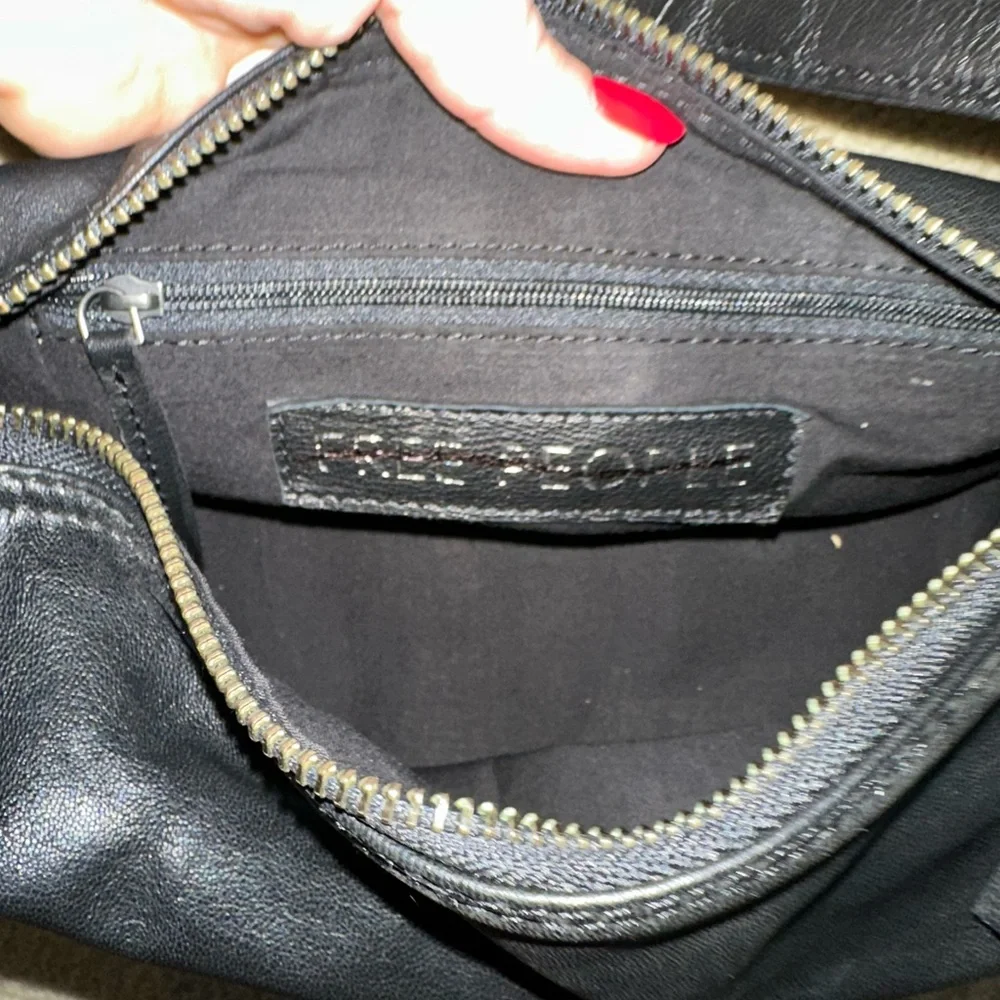 NWT Free People Arm Candy Shoulder Bag - Black - Picture 10 of 14